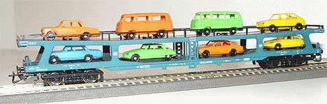 Automobile Carrier car for Passenger trains with 8 vehicles<br /><a href='images/pictures/TT_Model/9323.jpg' target='_blank'>Full size image</a>